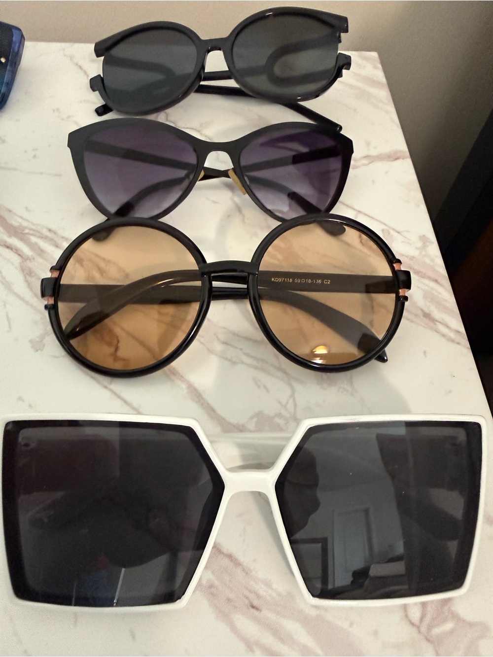 12 Sunglasses Bundle! Ready for Summer!- ON SALE THRU 8/23/26! - Picture 4 of 4